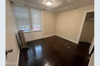 40 Perrine Ave #1, Pittsfield, MA 01201 - Photo 8