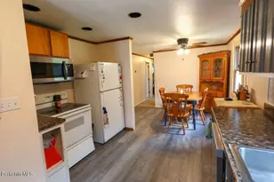 33 Gattuso Dr, North Adams, MA 01247 - Photo 14