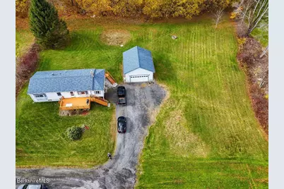 33 Gattuso Dr, North Adams, MA 01247 - Photo 10