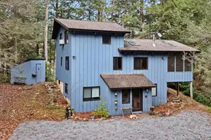 343 Lakeshore Dr, Sandisfield, MA 01255 - Photo 1