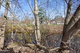 39 Lowden St, Pittsfield, MA 01201 - Photo 42