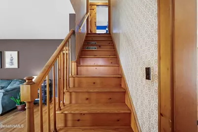 39 Lowden St, Pittsfield, MA 01201 - Photo 24