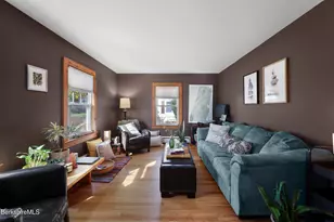 39 Lowden St, Pittsfield, MA 01201 - Photo 6