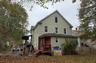 41 Brown St, Pittsfield, MA 01201 - Photo 2