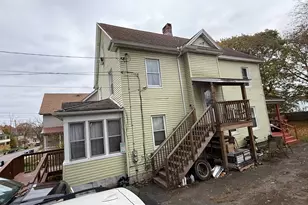 41 Brown St, Pittsfield, MA 01201 - Photo 4