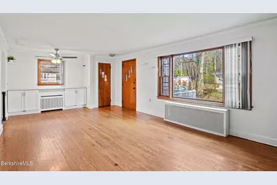 11 McAllister St, Pittsfield, MA 01201 - Photo 10