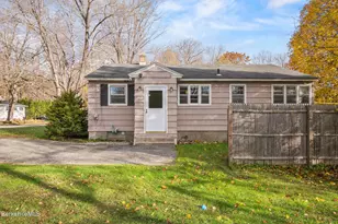 11 Mc Allister St, Pittsfield, MA 01201 - Photo 34