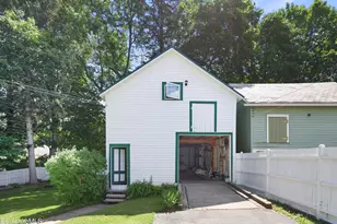 6 Crandall St, Adams, MA 01220 - Photo 26