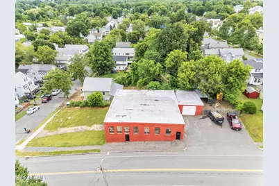 260 Columbus Ave, Pittsfield, MA 01201 - Photo 24