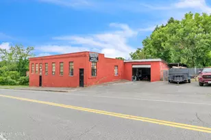 260 Columbus Ave, Pittsfield, MA 01201 - Photo 1