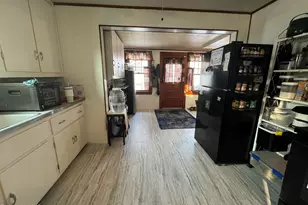 13 Water St, Adams, MA 01220 - Photo 8