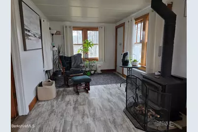 13 Water St, Adams, MA 01220 - Photo 2