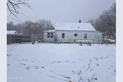 13 Water St, Adams, MA 01220 - Photo 2