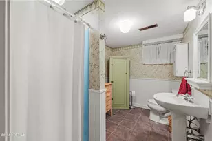 36 W Center Rd, West Stockbridge, MA 01266 - Photo 26