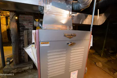 363 Henderson Rd, Williamstown, MA 01267 - Photo 22