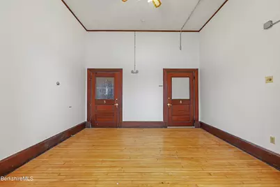 55 Crystal St, Lenox, MA 01240 - Photo 6