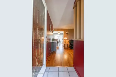 100 Elaine Dr, Pittsfield, MA 01201 - Photo 14