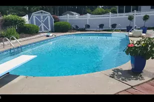 100 Elaine Dr, Pittsfield, MA 01201 - Photo 42