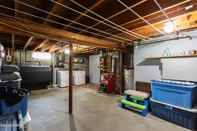 100 Elaine Dr, Pittsfield, MA 01201 - Photo 40