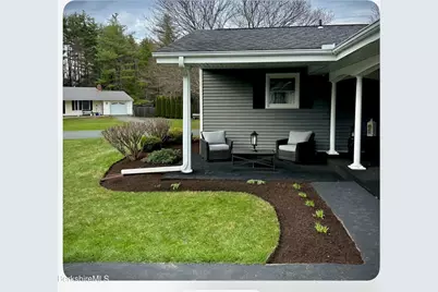 100 Elaine Dr, Pittsfield, MA 01201 - Photo 44