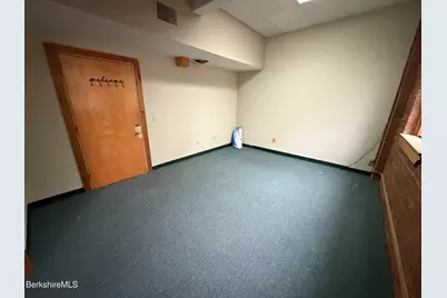 34 Depot St, Pittsfield, MA 01201 - Photo 14