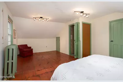 16 Swamp Rd, West Stockbridge, MA 01266 - Photo 24