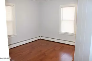 35 Pleasant St, Pittsfield, MA 01201 - Photo 8