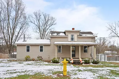 55 Newton Ave, Pittsfield, MA 01201 - Photo 2