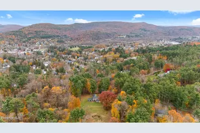 3 Pleasant View Dr, Great Barrington, MA 01230 - Photo 26