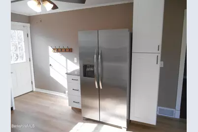 14 Glassworks Rd, Lanesborough, MA 01224 - Photo 6