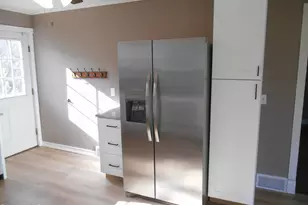 14 Glassworks Rd, Lanesborough, MA 01224 - Photo 6