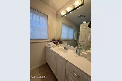 9102 Mountainside Dr, Hancock, MA 01237 - Photo 24