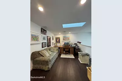 9102 Mountainside Dr, Hancock, MA 01237 - Photo 18