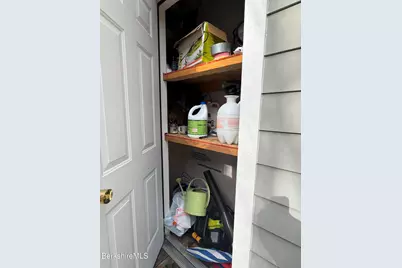 9102 Mountainside Dr, Hancock, MA 01237 - Photo 30