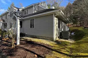 9102 Mountainside Dr, Hancock, MA 01237 - Photo 32