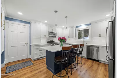 67 Cherry St, North Adams, MA 01247 - Photo 16