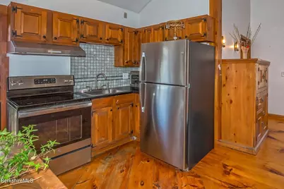 668 N Main St, Lanesborough, MA 01237 - Photo 20