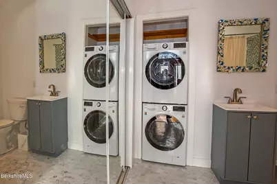 668 N Main St, Lanesborough, MA 01237 - Photo 30