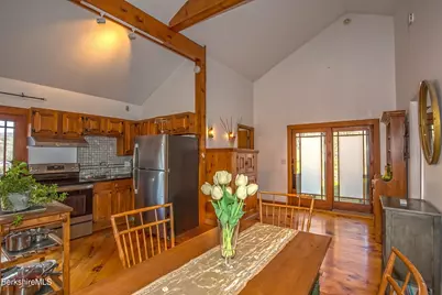 668 N Main St, Lanesborough, MA 01237 - Photo 10