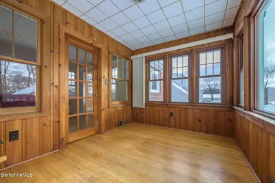 135 Allengate Ave, Pittsfield, MA 01201 - Photo 12