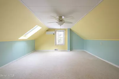 135 Allengate Ave, Pittsfield, MA 01201 - Photo 22