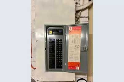 135 Allengate Ave, Pittsfield, MA 01201 - Photo 30