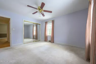 135 Allengate Ave, Pittsfield, MA 01201 - Photo 14