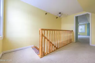 135 Allengate Ave, Pittsfield, MA 01201 - Photo 20