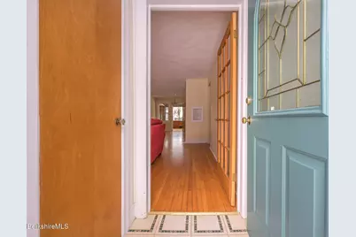135 Allengate Ave, Pittsfield, MA 01201 - Photo 2