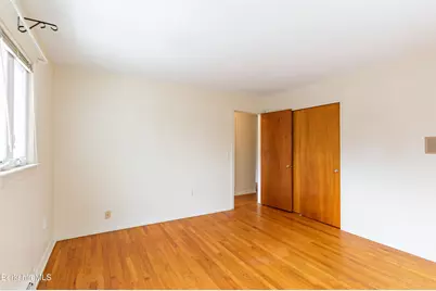 25 Robert St, Pittsfield, MA 01201 - Photo 10