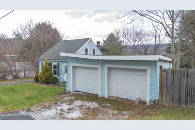 10 Enterprise St, Adams, MA 01220 - Photo 12