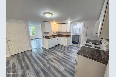 10 Enterprise St, Adams, MA 01220 - Photo 4