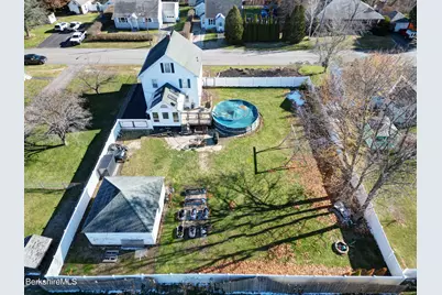 25 Calumet St, Pittsfield, MA 01201 - Photo 58
