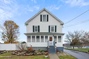 25 Calumet St, Pittsfield, MA 01201 - Photo 2